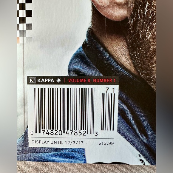 Dale Earnhardt Jr. Gold Collectors Series Magazine A Legacy of Greatness 12/2017 - Picture 7 of 7